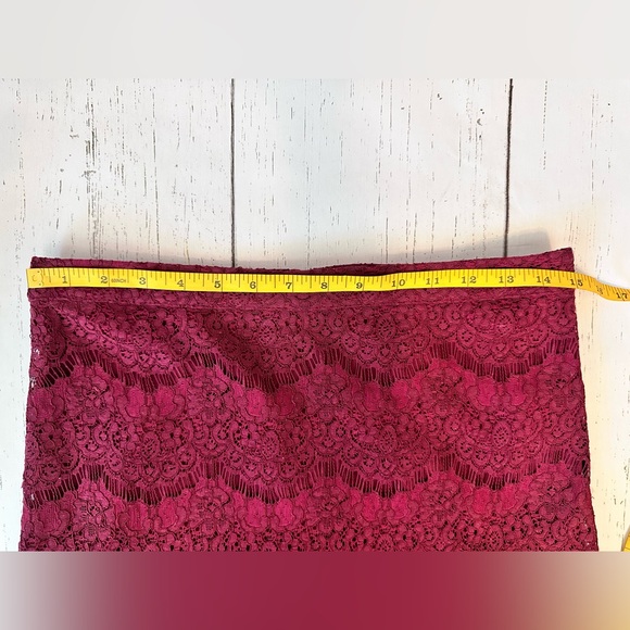 Forever 21 Burgundy Lace Skirt Size L - Picture 7 of 9